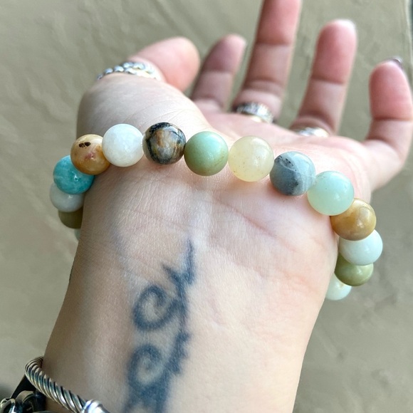 🔴❌ SALE ! red dot items are 2 for $25 . Bundle more than 3 and its $10 each 🙂 - Picture 12 of 14